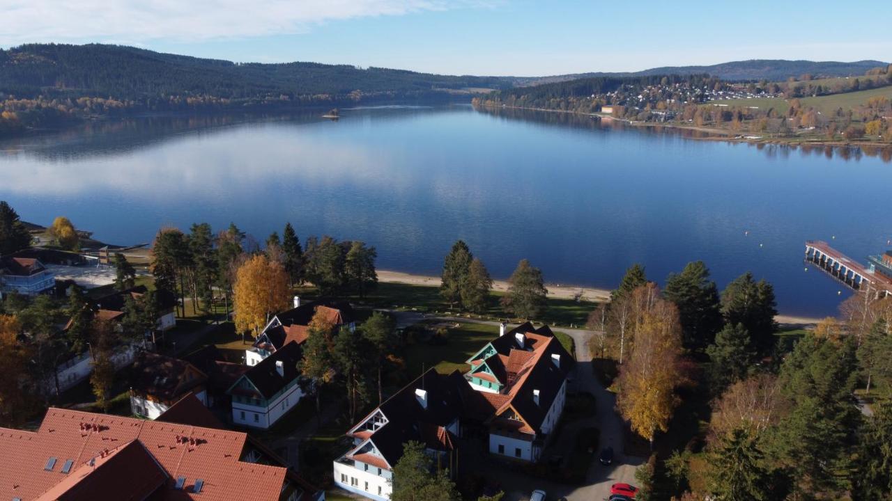 Lipno Beach Side - Riviera Apartment Lipno nad Vltavou Bagian luar foto
